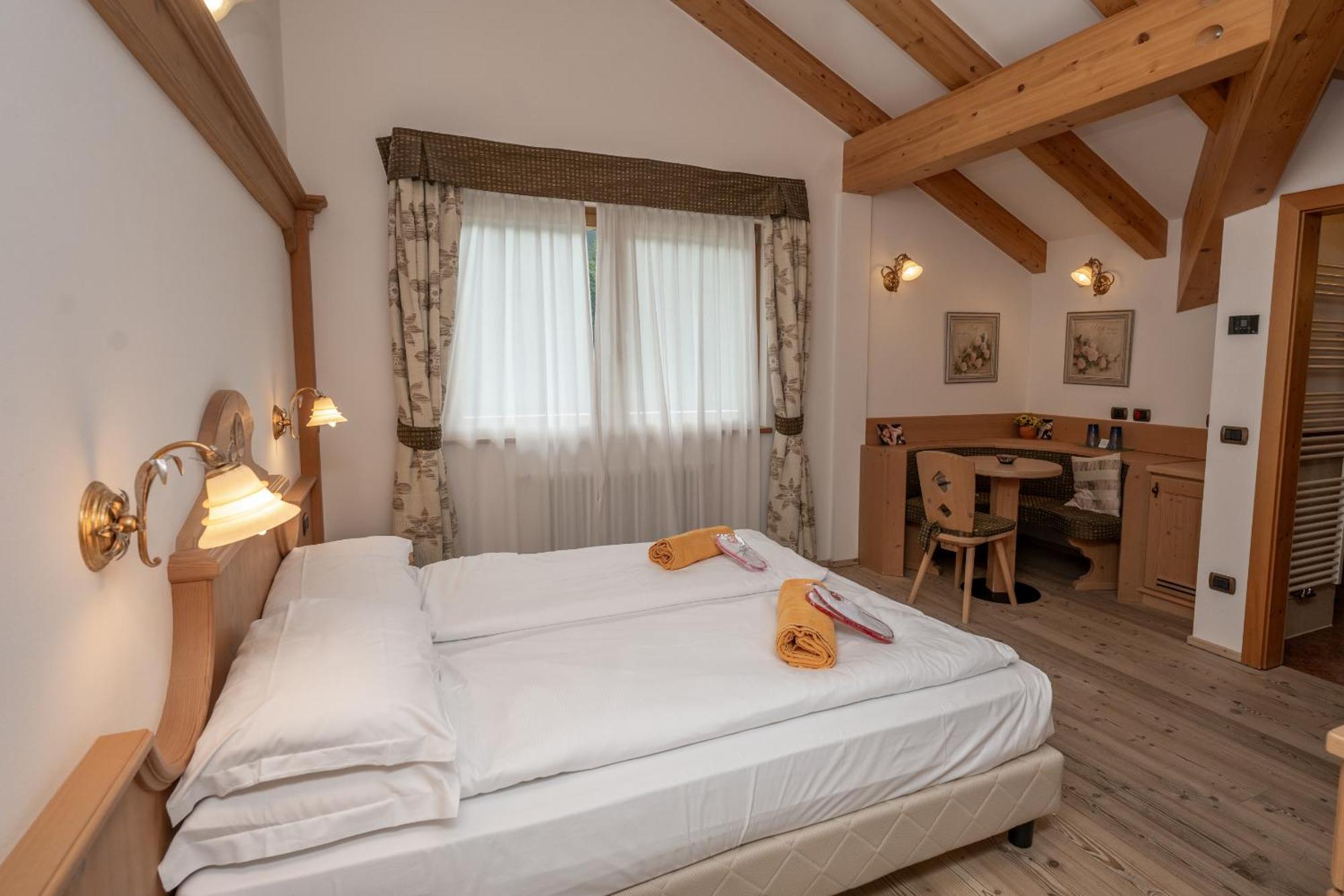 Wellness Hotel Lupo Bianco Canazei Kültér fotó